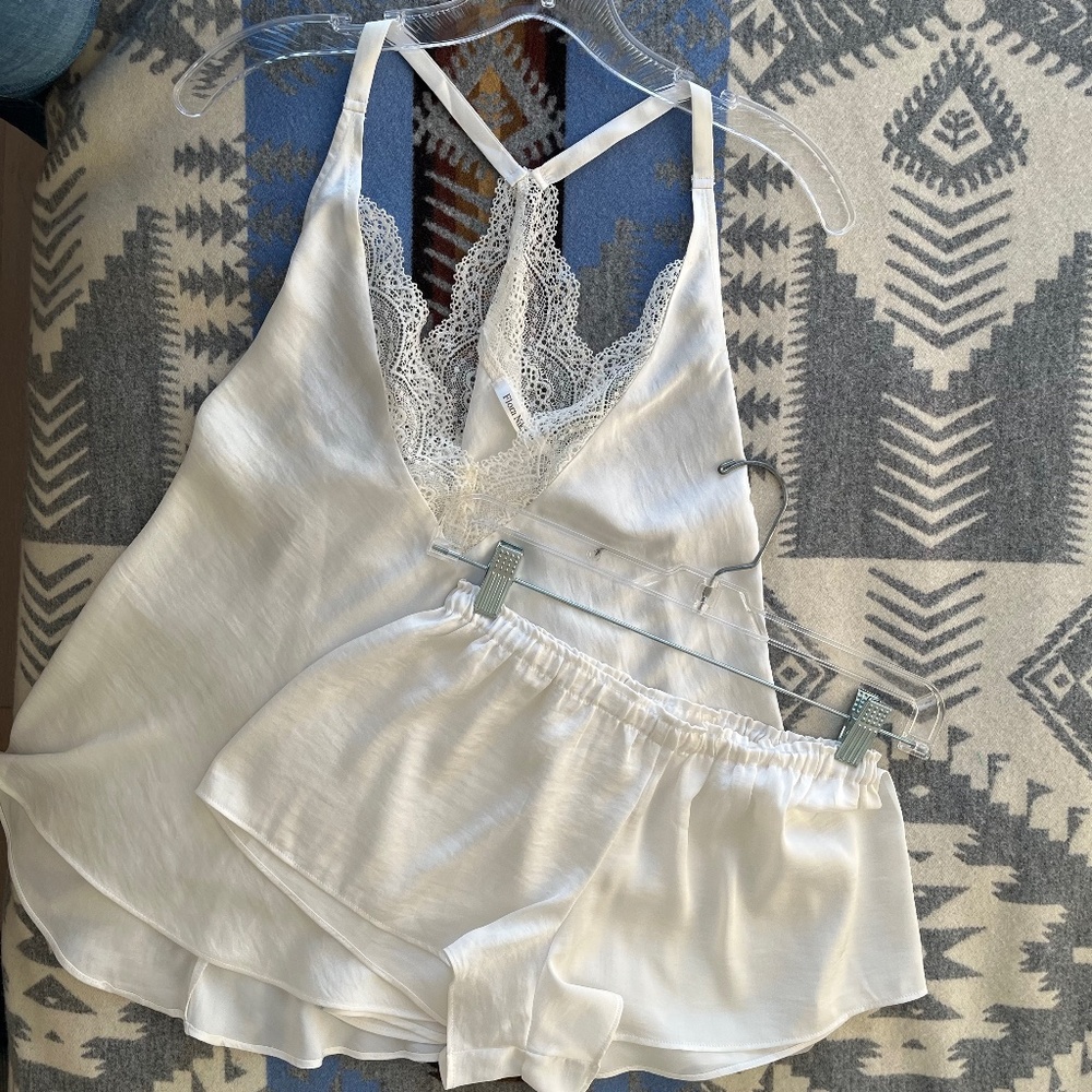 Flora Nikrooz cami short set NWOT